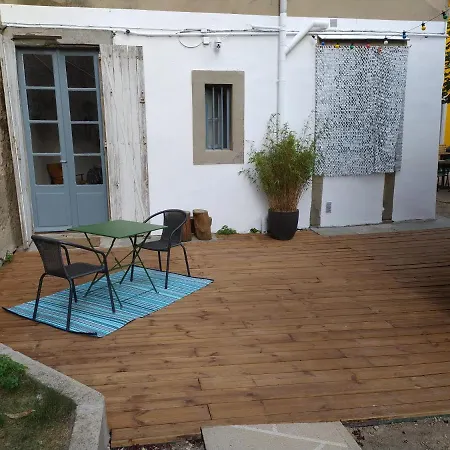 Le 9 De Cour, Chaco Bed and Breakfast