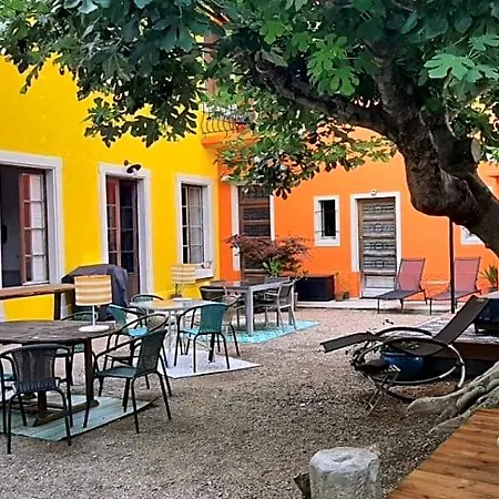 Le 9 De Cour, Chaco Frühstückspension